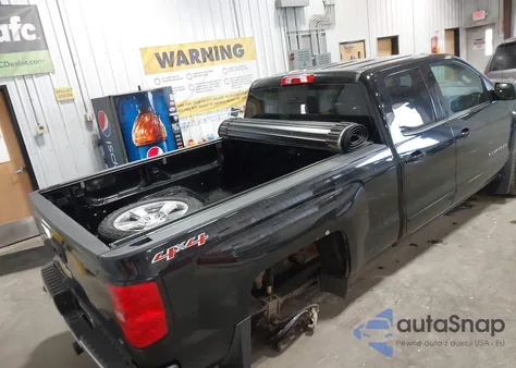 2015 Chevrolet Silverado 1500 1Lt z USA, uszkodzony, nr VIN 1GCVKREC5FZ265198